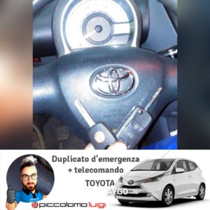 Duplicato d'emergenza + telecomando Toyota Aygo